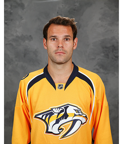Paul Gaustad best hockey player with a yellow shirt